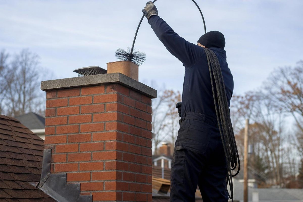 Cascade Row Chimney Sweepers in Foxboro
